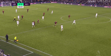 马卡：39岁亚马尔父亲疑似与23岁女友订婚，她仅比亚马尔大5岁（马卡：传39岁亚马尔父亲与23岁女友订婚，女方仅比亚马尔大5岁）