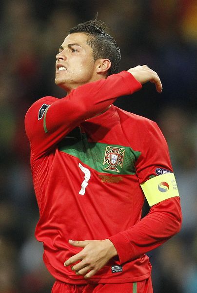 佩杜拉：虽然莫拉塔赛季至今13场0进球，但科莫依然信任他（佩杜拉：莫拉塔本季13场仍零进球，科莫依旧信任他）