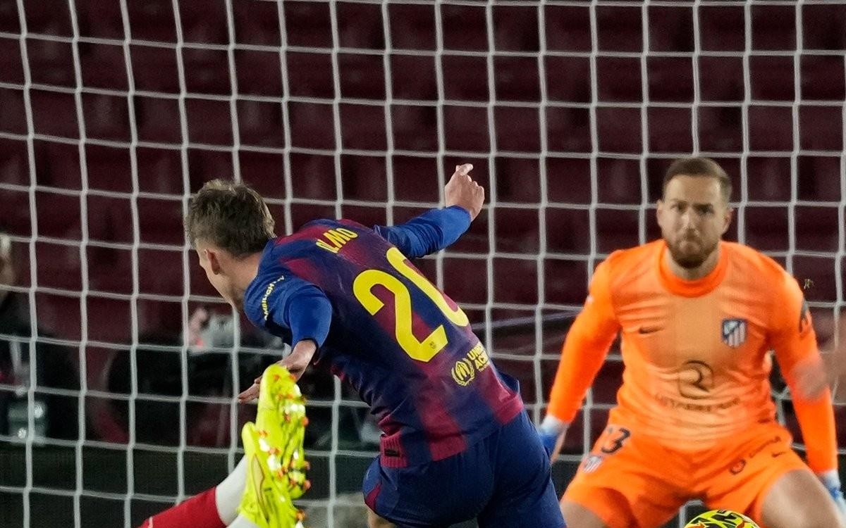 他一上场球队气质直接变了（他登场瞬间，球队气质焕然一新）