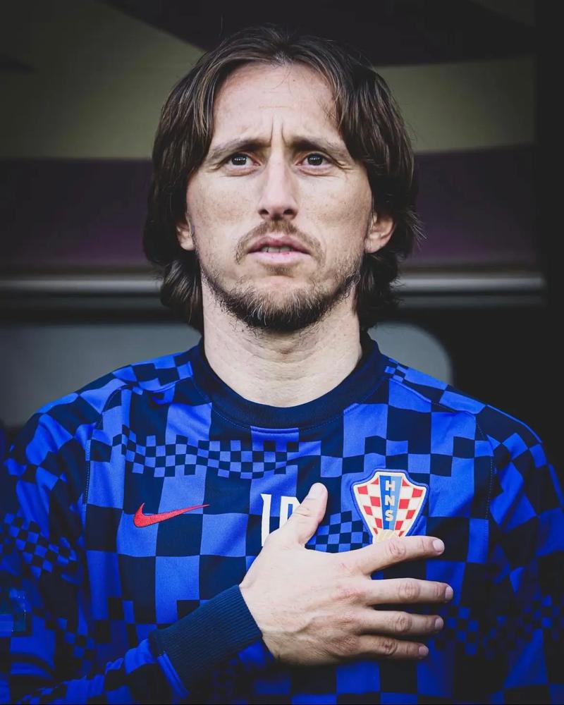 穆帅：我和孔蒂不是朋友，他是顶级教练但我不清楚他的为人（穆帅谈孔蒂：不是朋友，他执教一流，但其为人我并不了解）