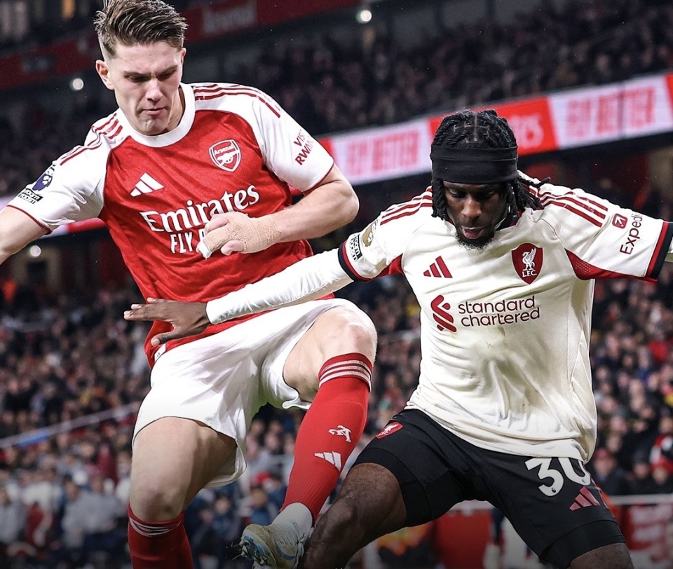 英超：利物浦客场3-2险胜诺维奇（英超：利物浦客场3比2险过诺维奇）