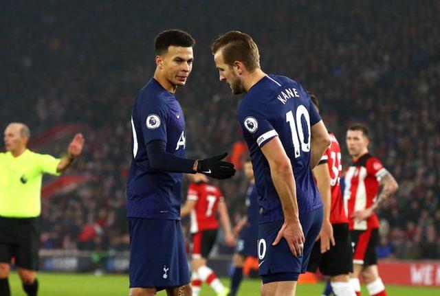 韩足晚报（2025.11.6）黄仁范缺席，韩国启用B计划（2025年11月6日韩足晚报：黄仁范缺阵，韩国启用备选方案）